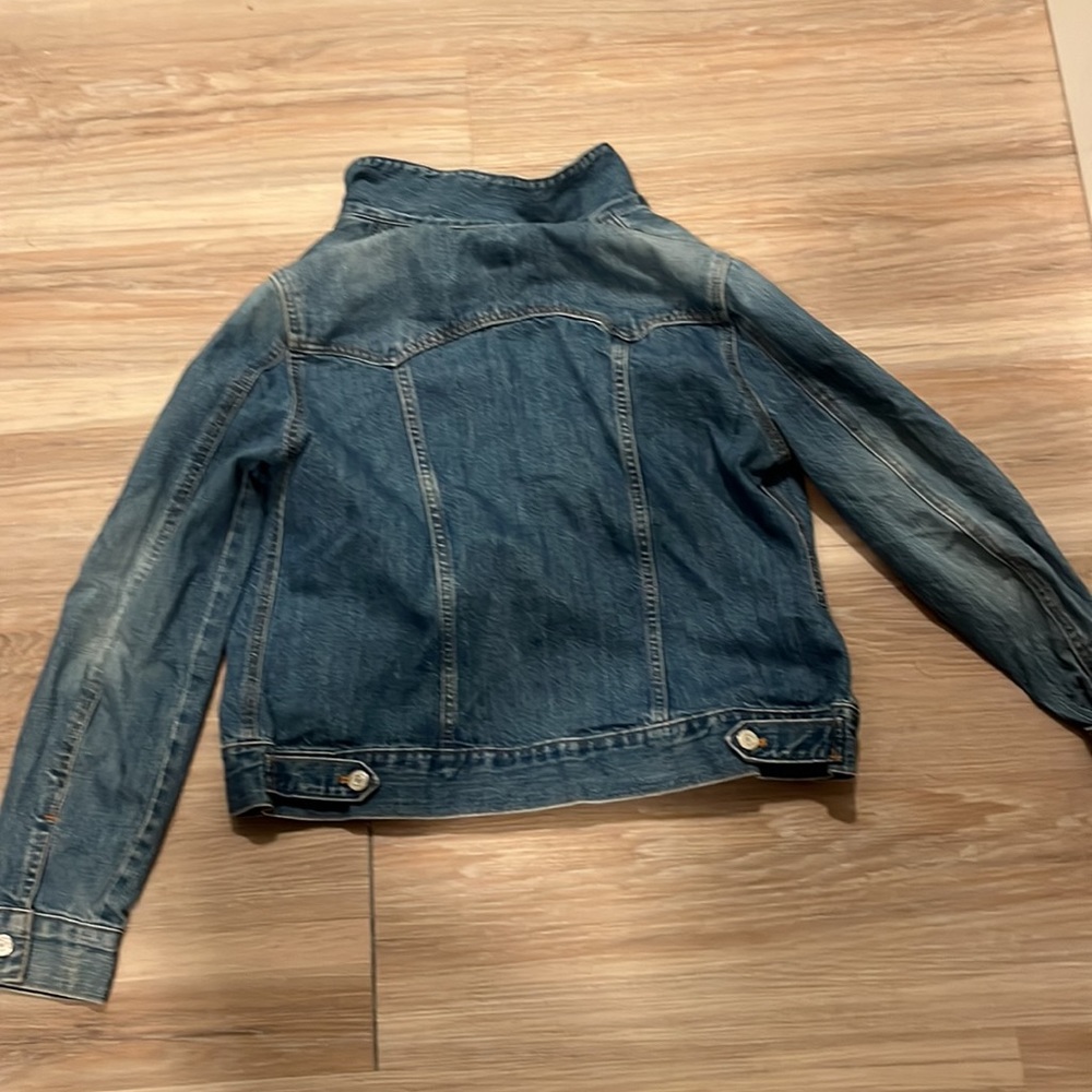 Blue gap Jean jacket - Picture 2 of 2